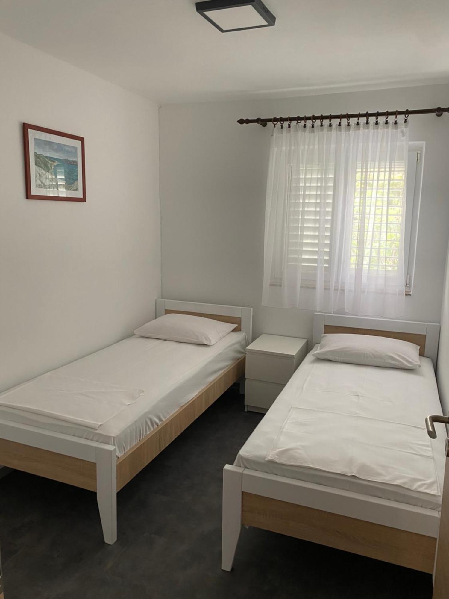 Apartmani Pozega Pag Town Zewnętrze zdjęcie